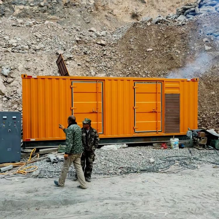 清原如何选择适合自己的 800KW 柴油发电机组?