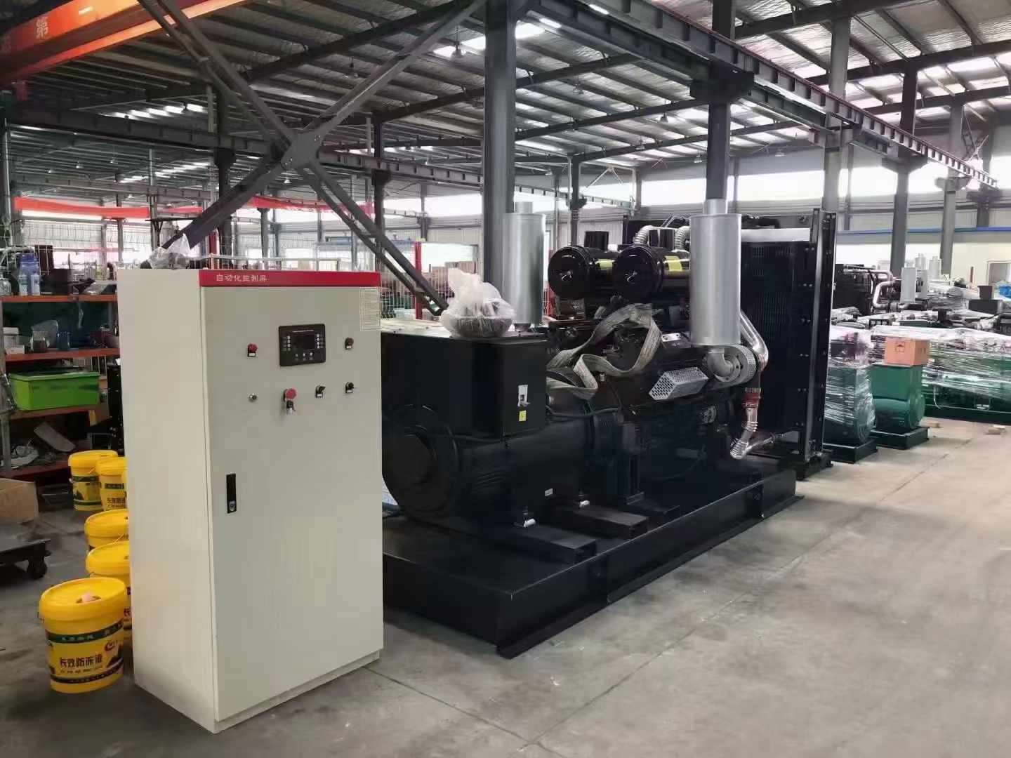 清原柴油发电机运行时的噪音和振动水平如何?